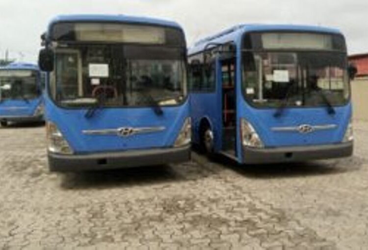 Nigeria deploys gas-powered buses in Abuja