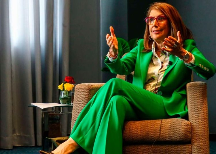 Global economy slows on low trade, inflation