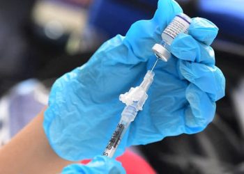 Nigeria first global nation to roll out meningitis vaccine